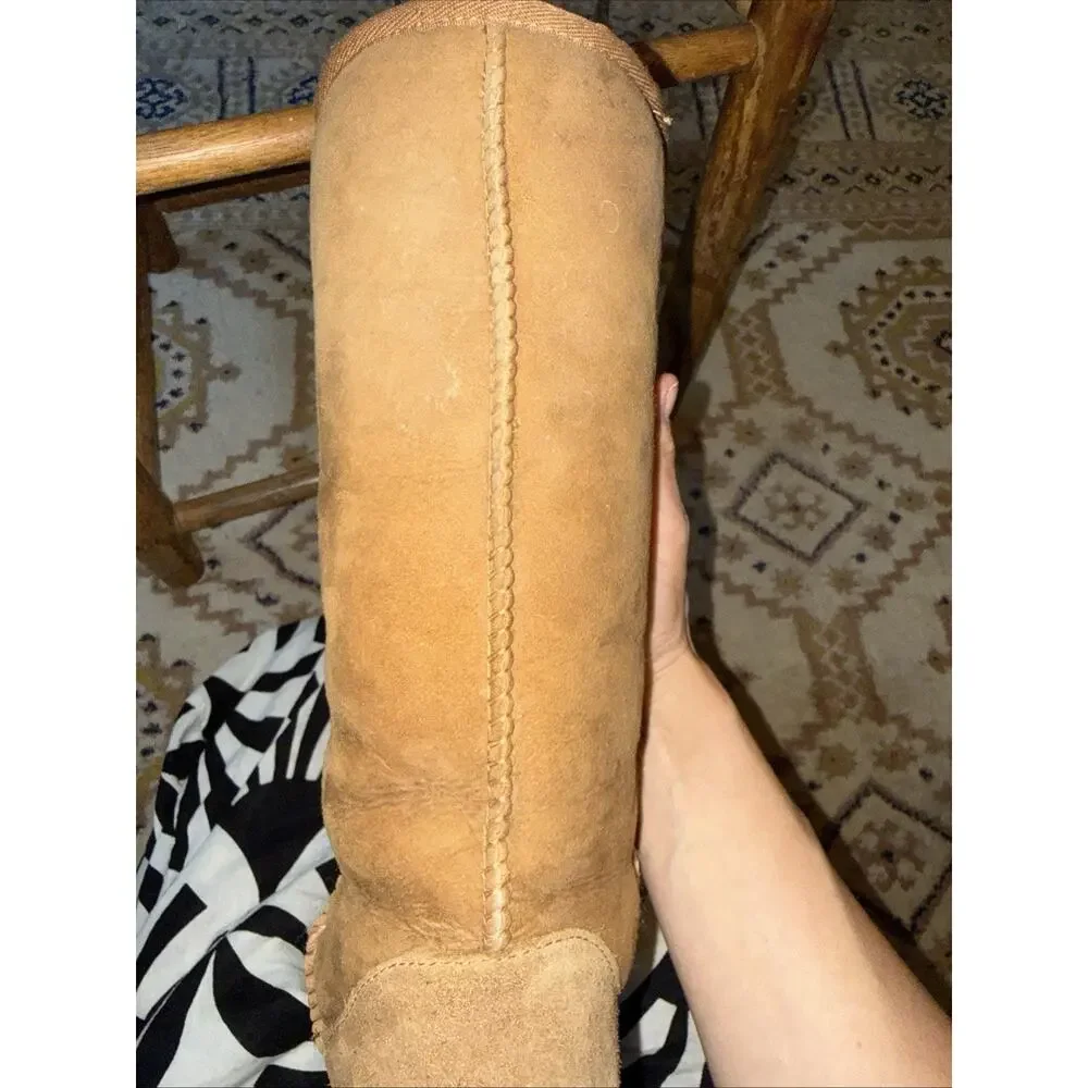 UGG Classic Tall II Boots Women Size [8] Chestnut Suede Sheepskin Winter Cozy